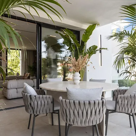 Villa Serenis *